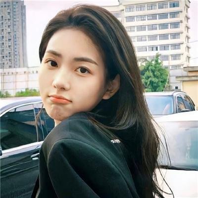 黑暗中的两个人